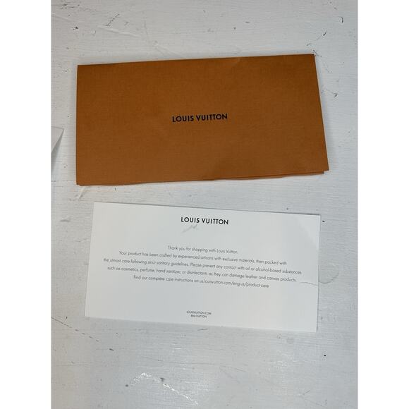 Louis Vuitton Authentic Envelope Receipt Holder 8.75 X 4.5 - Picture 3 of 11